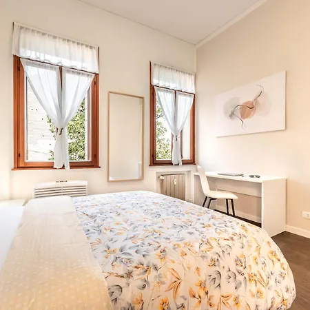 Italstay - The Poet's View- Padua